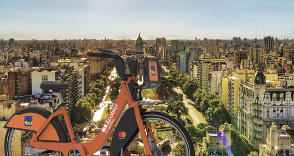 Visual of the city of Buenos Aires and a Tembici bike